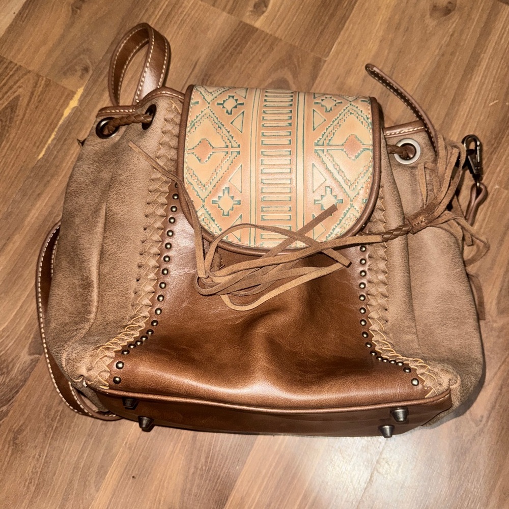Concealed Carry Trinity Ranch shoulder/crossbody bag